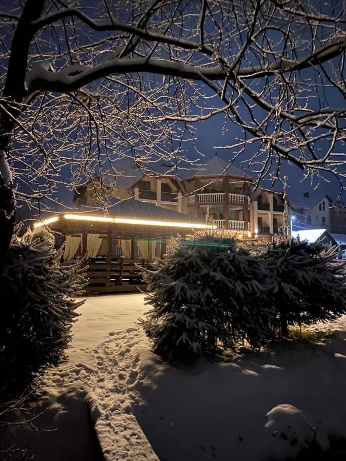 Приватна Садиба Європа Solochin Exterior foto